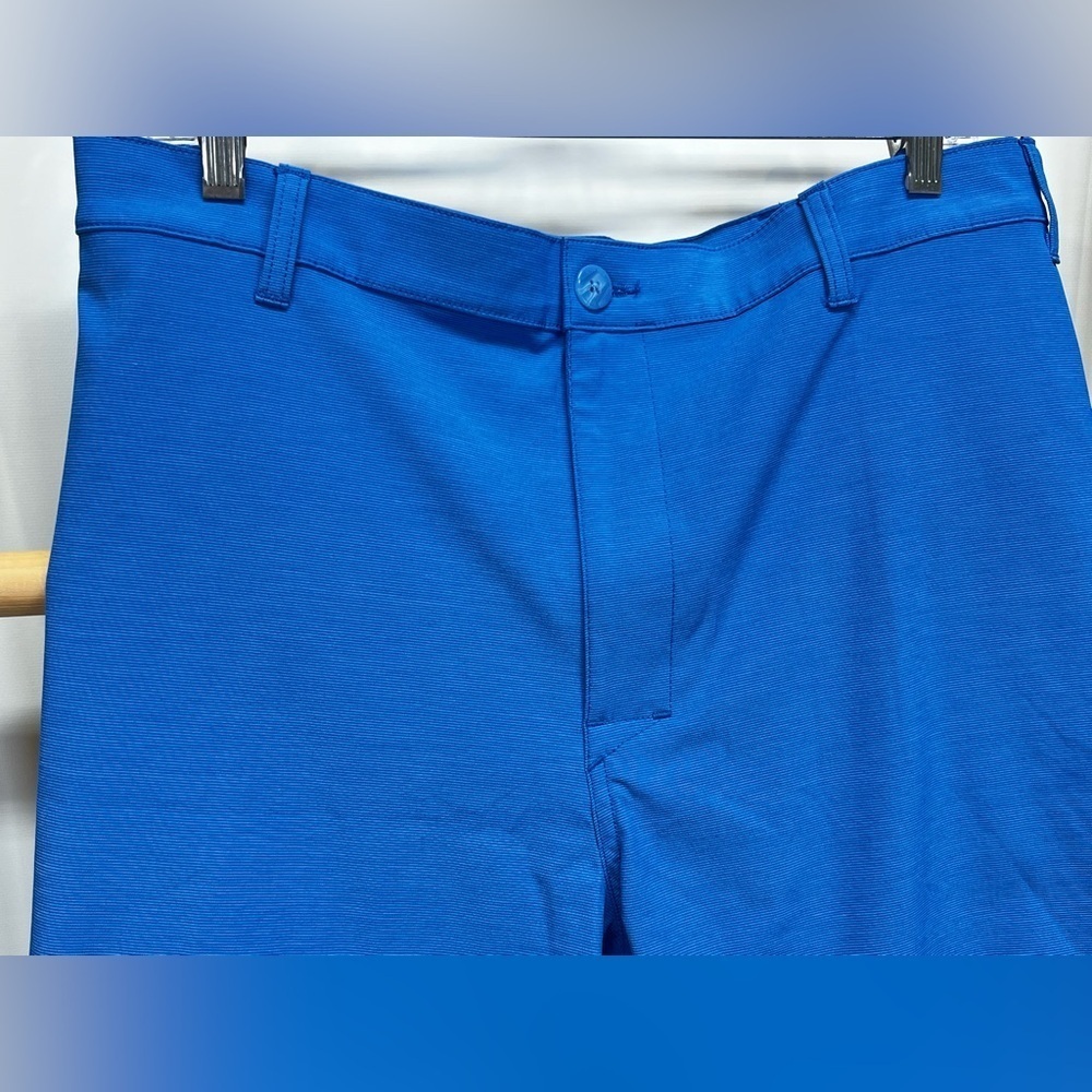 PGA TOUR Men’s Royal blue golf shorts size 44. - Picture 1 of 12